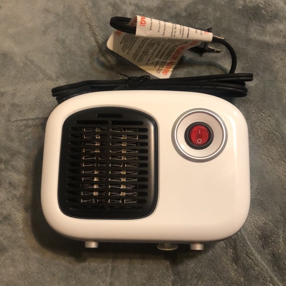 Soleil Personal Electric Ceramic Heater - Picture 7 of 9